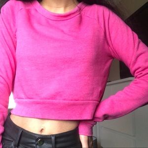 Cropped hot pink TNA long sleeve sweater